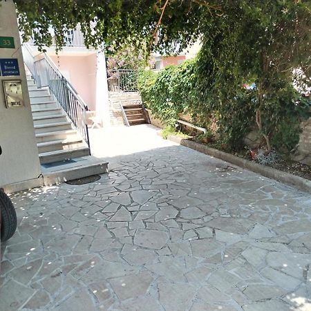 Apartments Mirijana Pola Esterno foto