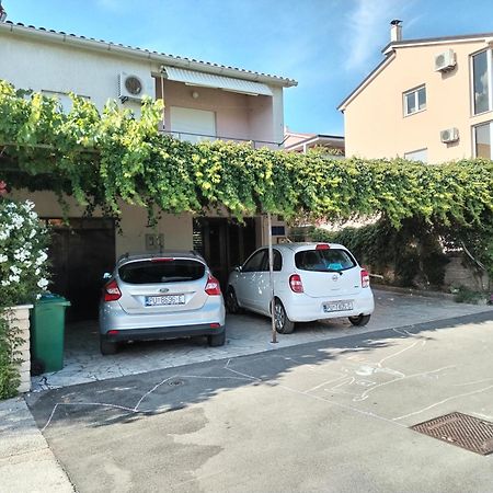 Apartments Mirijana Pola Esterno foto